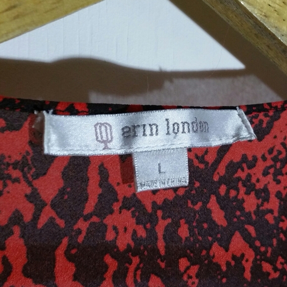 erin london orange-red / black snake print open duster top - Picture 3 of 3